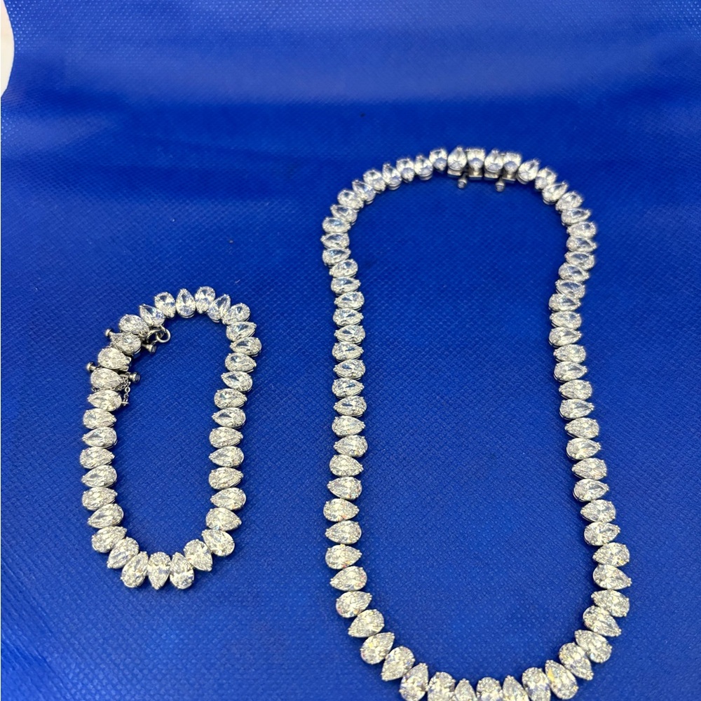 Swarovski Silver Necklace and Bracelet Set